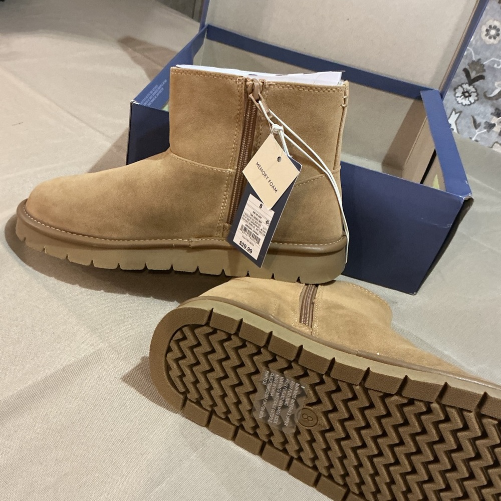Universal Thread Tan Ankle Boots